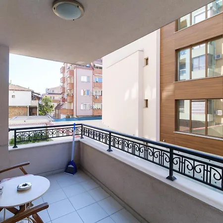 Riverside 2-bedroom Пловдив