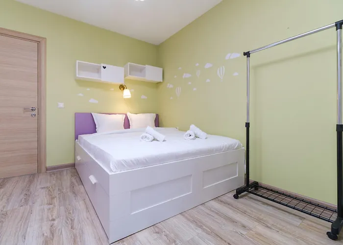 Riverside 2-bedroom *