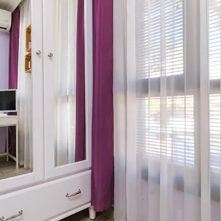 Riverside 2-bedroom Апартаменты