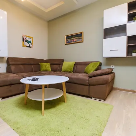 Riverside 2-bedroom Apartman Plovdiv